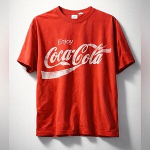 H&M Red Coca-Cola Graphic Tee - Men M